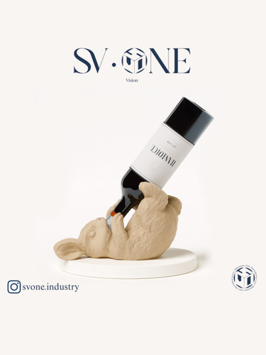 استند بطری طرح خرگوش برند SV.ONE با طراحی فانتزی و ساختهشده با پرینت سهبعدی