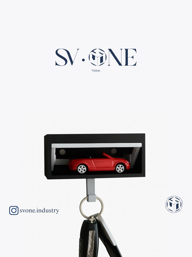 جاکلیدی دیواری طرح گاراژ SV•ONE در حالت باز با کلید آویزان